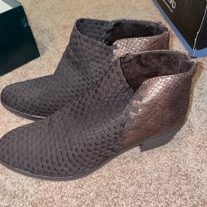 steve Madden ankle booties